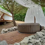 Campismo de Luxo Kabaceira Glamping Atalaia (Lisbon)