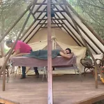 Kabaceira Glamping * Atalaia (Lisbon)