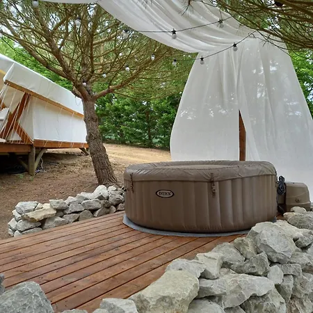 Luxe tent Kabaceira Glamping Atalaia (Lisbon)
