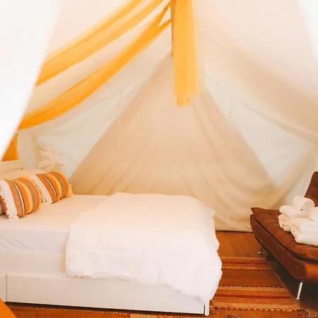 Luxe tent Kabaceira Glamping Atalaia (Lisbon)